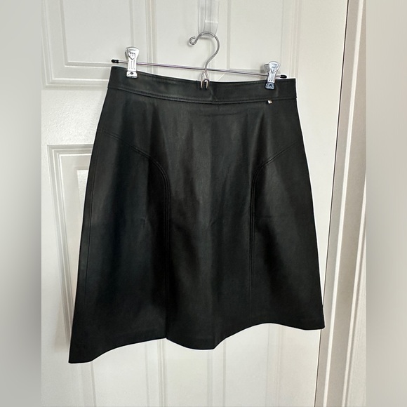 Boss Women's Valega Black Faux Leather A-Line Skirt Size 6 - Picture 3 of 9